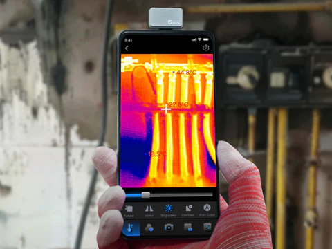 Thermal Camera Smartphone Attachments Turning Phones Into Inspection Tools